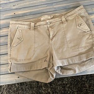 Khaki shorts